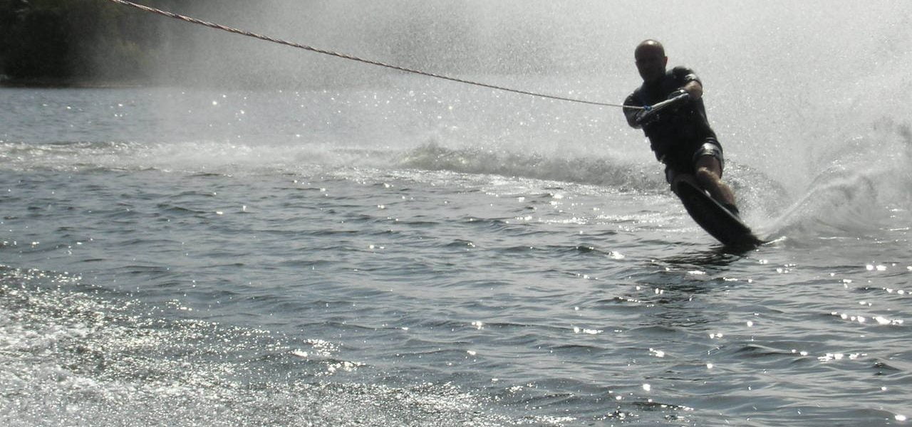 man water skiing